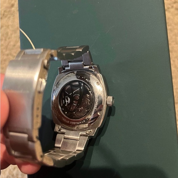 Spinnaker Men’s Hull Automatic Silver- Tone Stainless Steel. - Picture 5 of 5